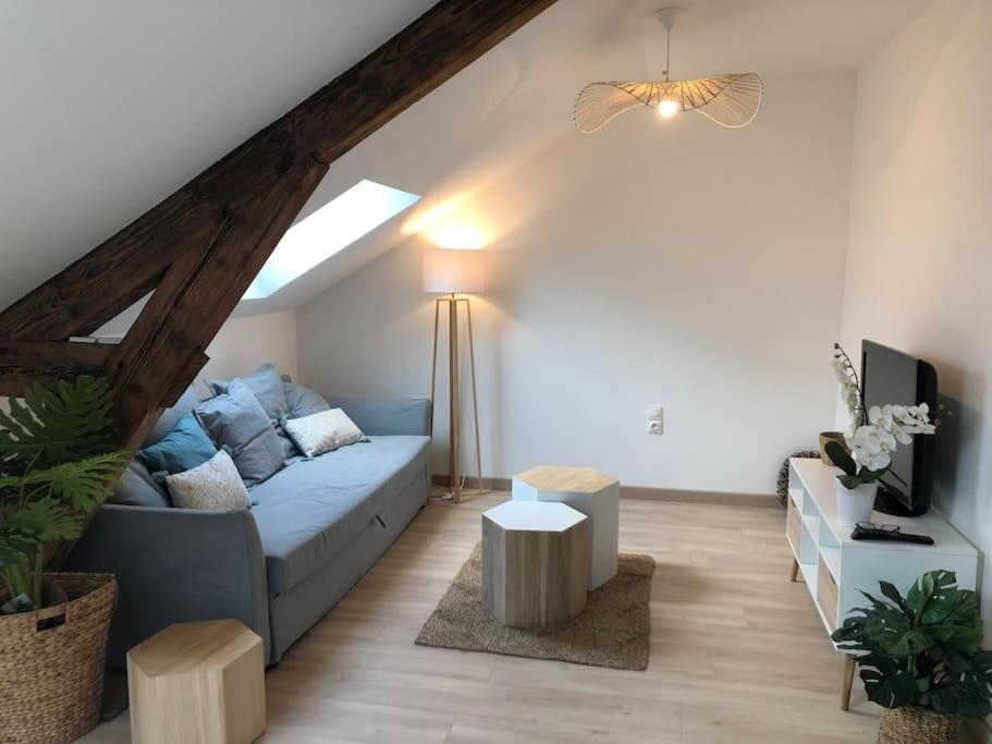 Chez Gustave T2, 4 Min Place Ducale Charleville-Mézières